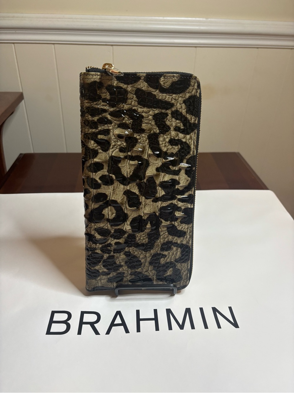 Brahmin Skyler Snow Leopard Zip-Around Wallet - Picture 4 of 7
